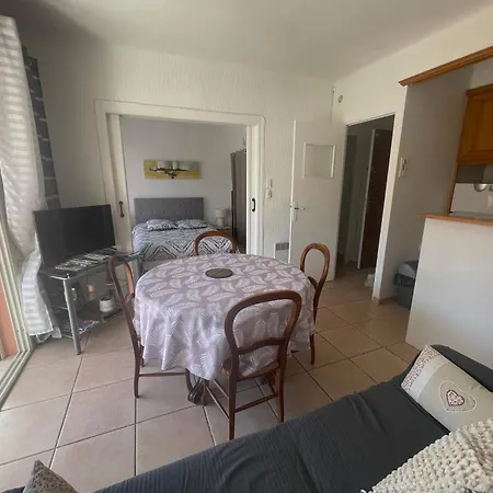Studio A Sanary-Sur-Mer Avec Balcon A 200M Du Port Exterior photo