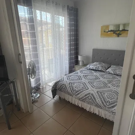Studio A Sanary-Sur-Mer Avec Balcon A 200M Du Port Exterior photo