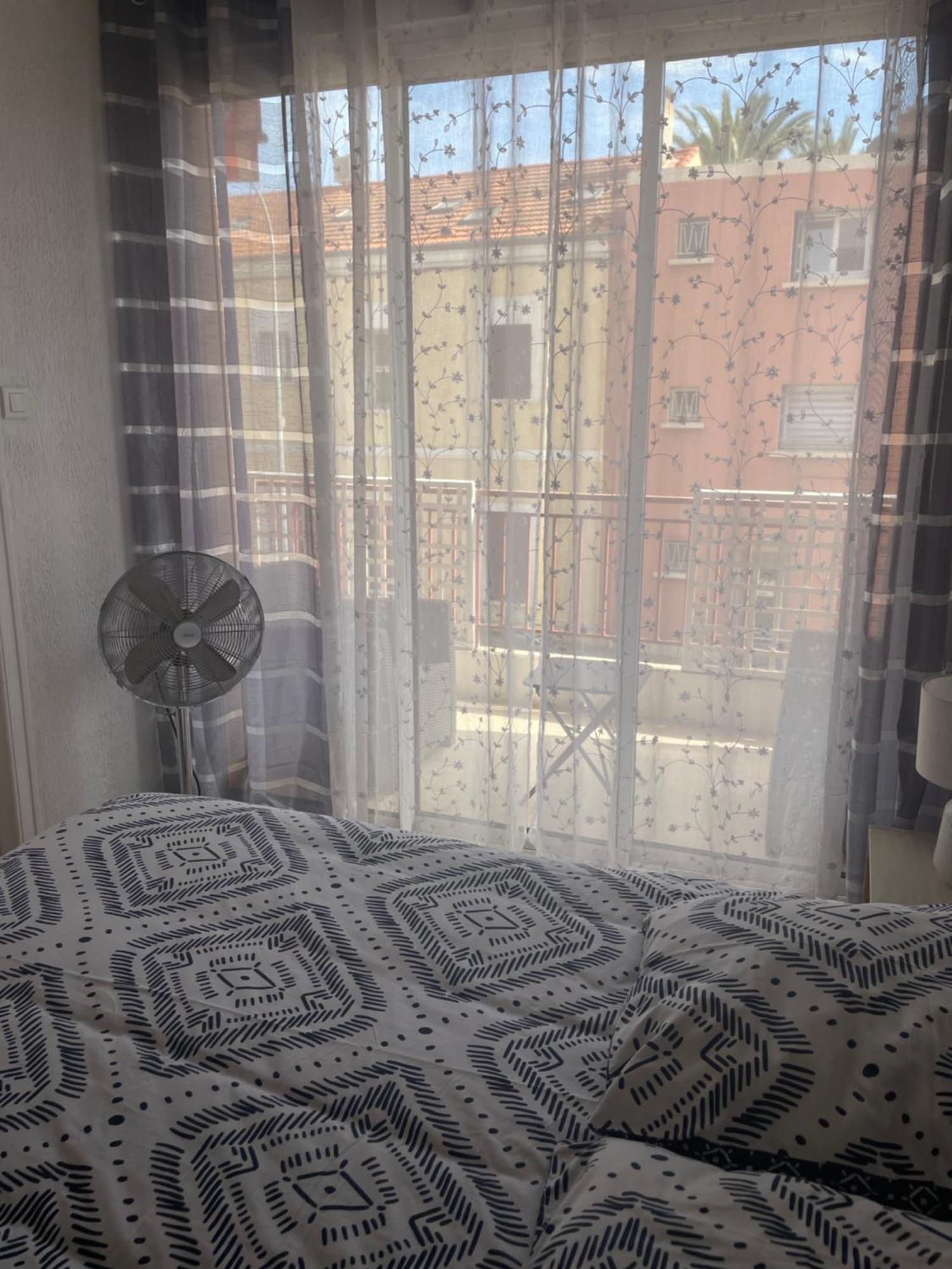 A Avec Balcon A 200m Du Port Appartement *